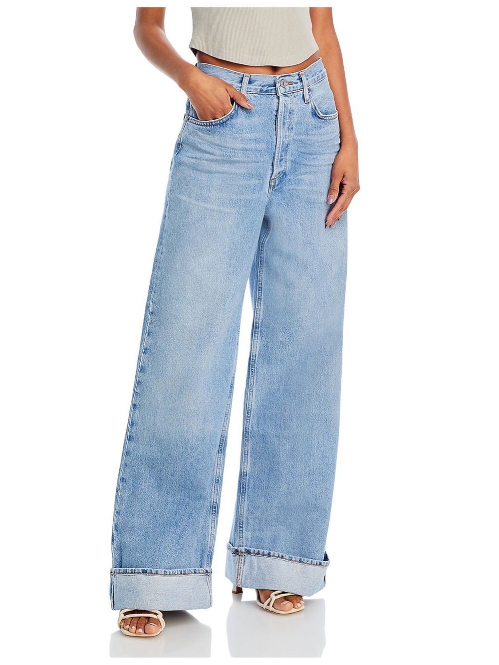 A golden Dame Jeans